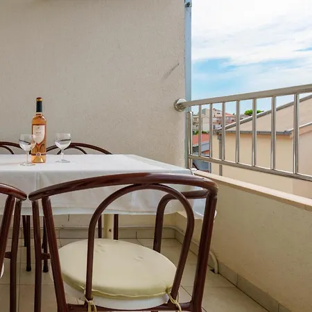 Sea View For 2-4 People - Family Baska Voda